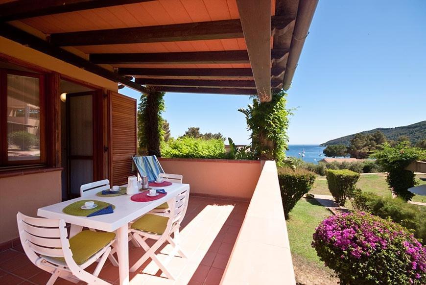 Casa Del Golfo Aparthotel Lacona Ngoại thất bức ảnh