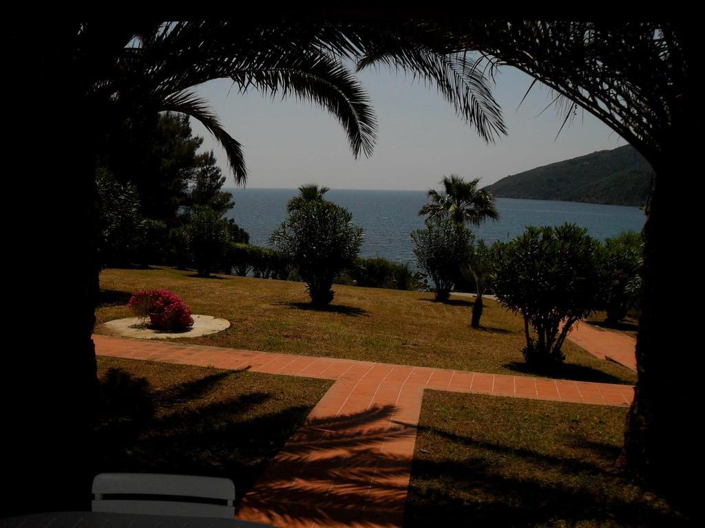 Casa Del Golfo Aparthotel Lacona Ngoại thất bức ảnh