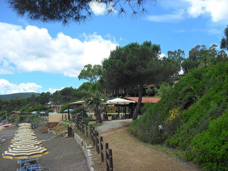 Casa Del Golfo Aparthotel Lacona Ngoại thất bức ảnh